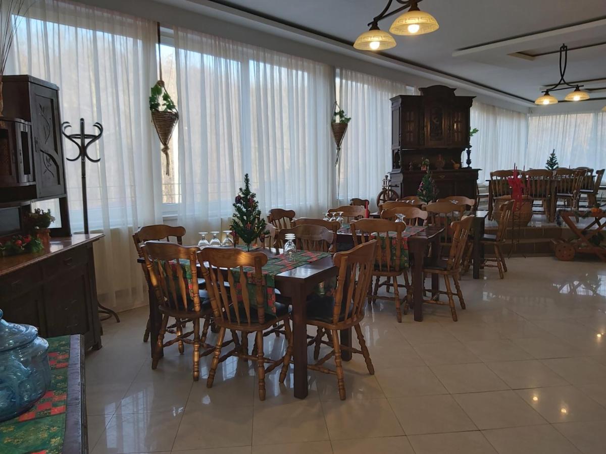 Hotel Turist Resita Exterior photo